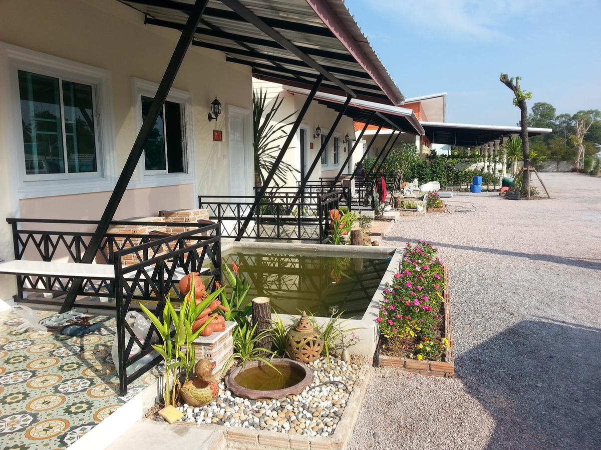 Fancy Carp Resort Cha-Am Eksteriør billede