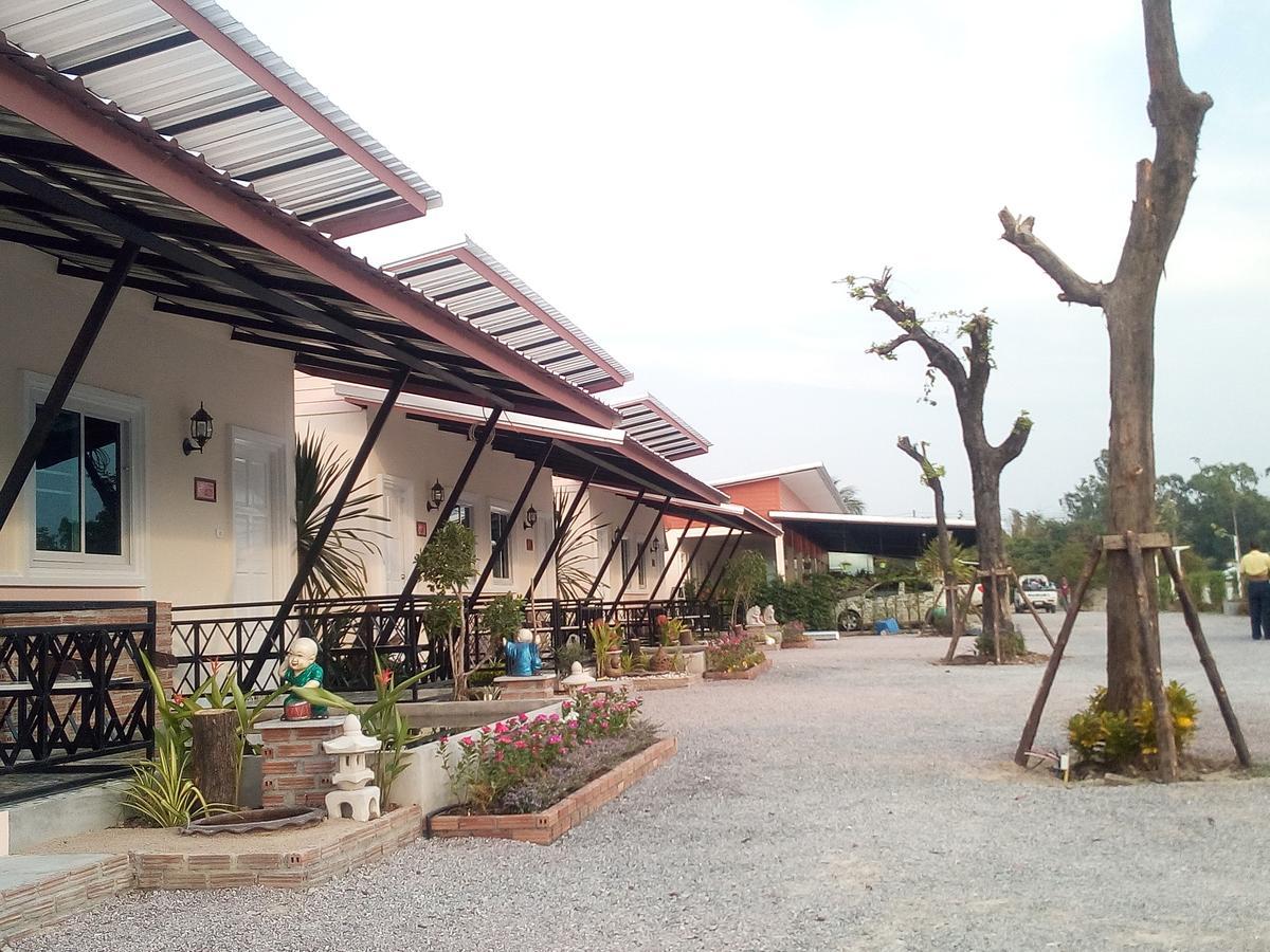 Fancy Carp Resort Cha-Am Eksteriør billede